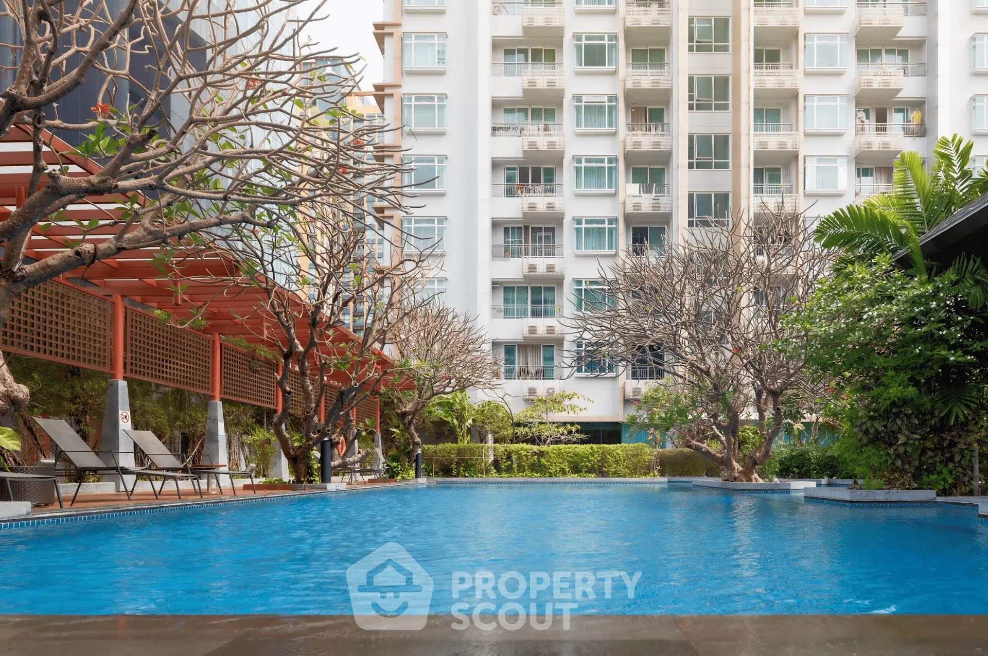 Circle Condominium