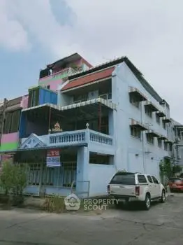 image_rental-6555478