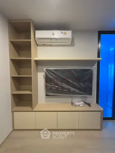 image_rental-28436082