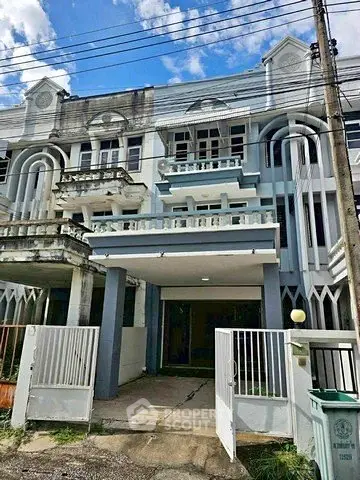 image_rental-31303946