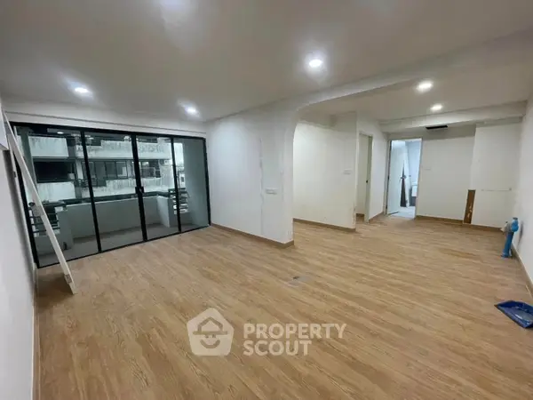 image_rental-20229696