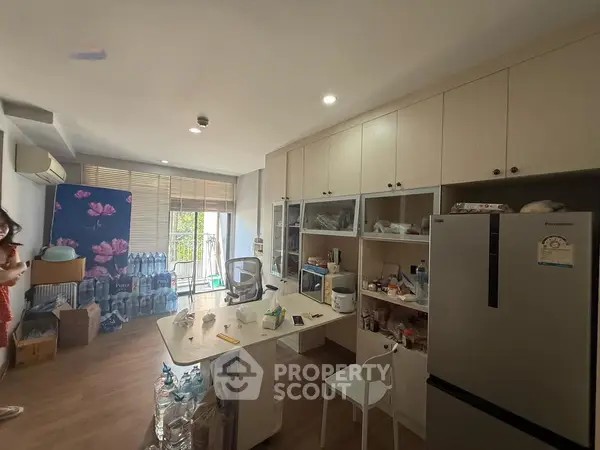 image_rental-30426504