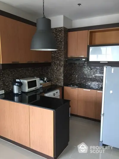  2 Bedrooms Condo at Citismart Sukhumvit 18-4