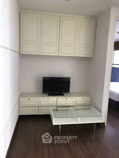  1 Bedroom Condo at The Parkland Srinakarin-4
