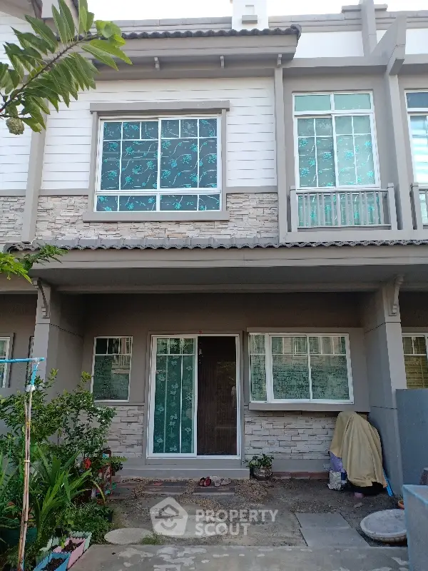 image_rental-6567089