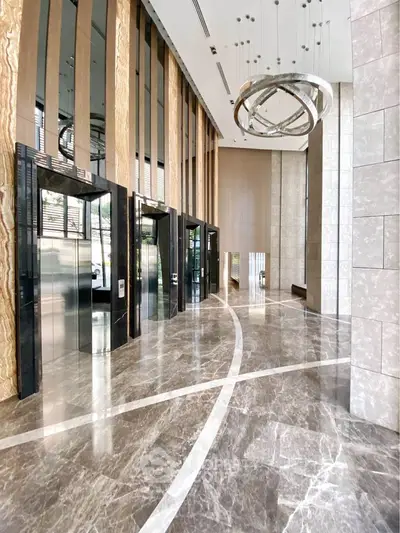 Fully Furnished 1 Bedroom Condo at The Lumpini 24-5