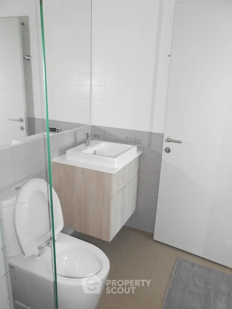  1 Bedroom Condo at Ideo Mobi Rama 9-1