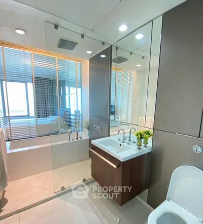 Screenshot 2569-01-26 at 22.08.48.jpg