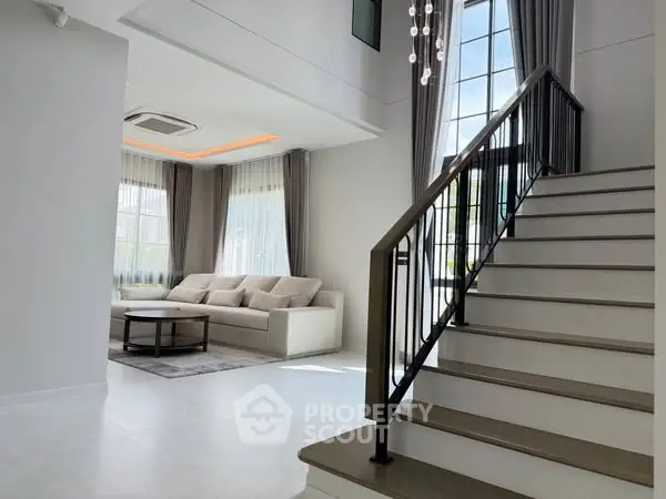 image_rental-26602570