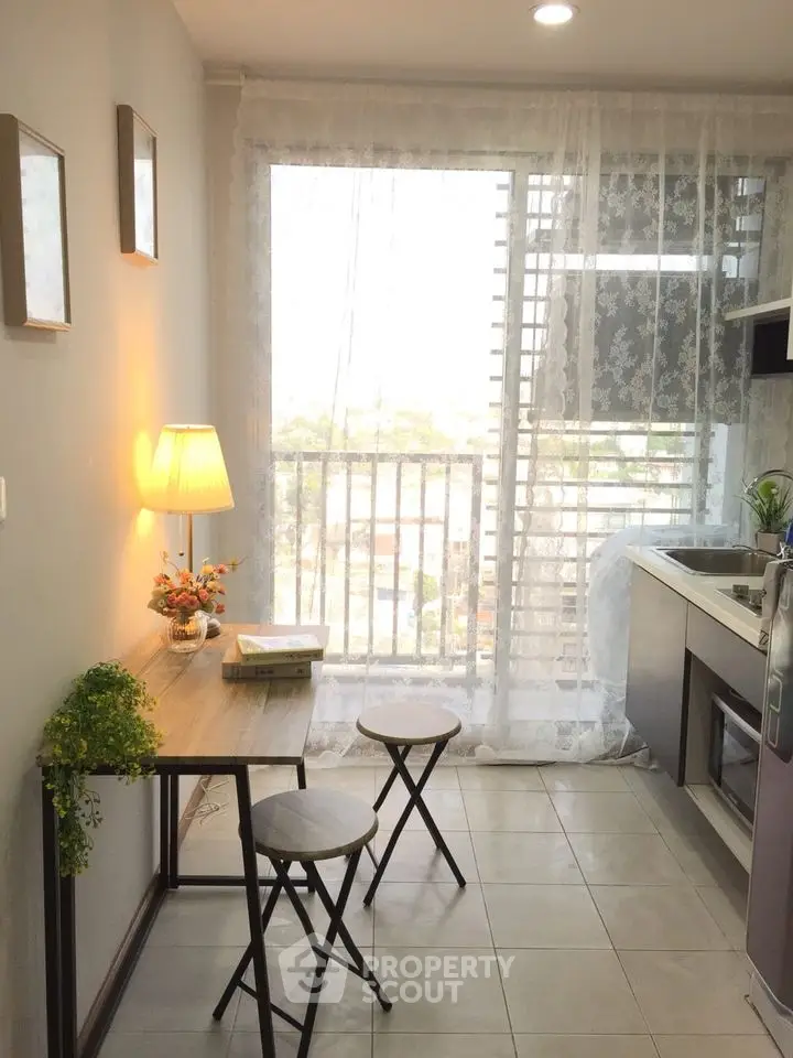 Fully Furnished 1 Bedroom Condo at The Base Sukhumvit 77-1