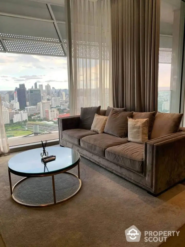 Luxurious living room with stunning city view and elegant furnishings