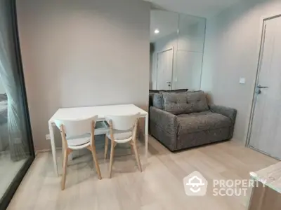  1 Bedroom Condo at Life One Wireless ไลฟ์ วัน วิทยุ Livingroom