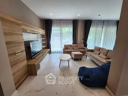 image_rental-19400043