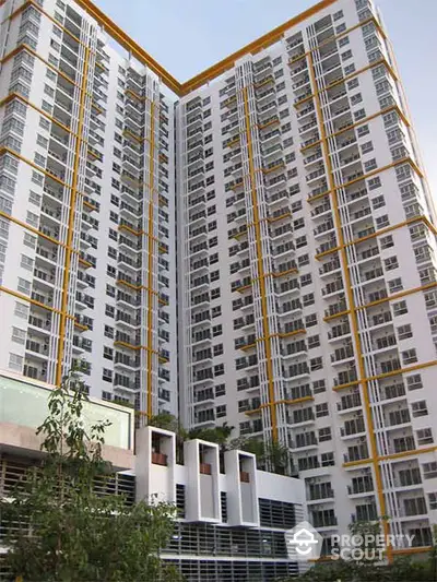  1 Bedroom Condo at The Parkland Taksin Thapa-4