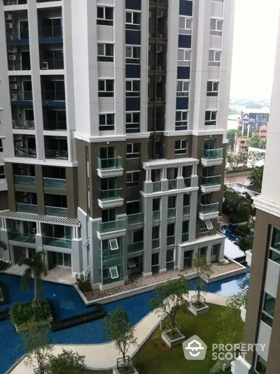  3 Bedrooms Condo at Belle Grand Rama 9-4