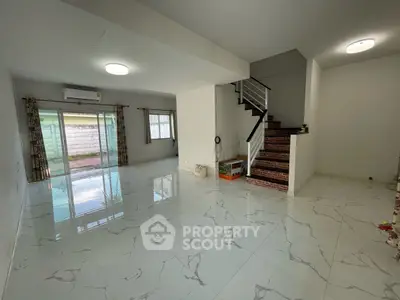 image_rental-27355757