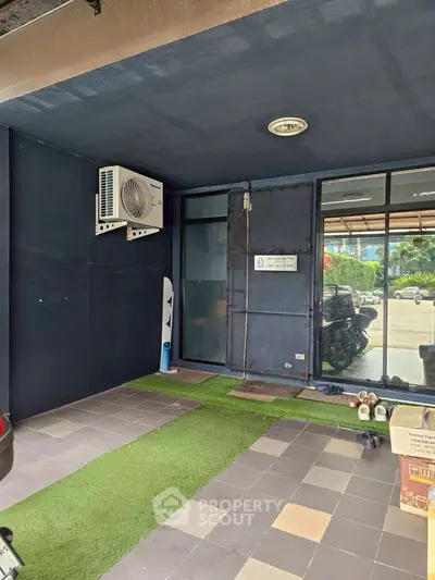 image_rental-27216715