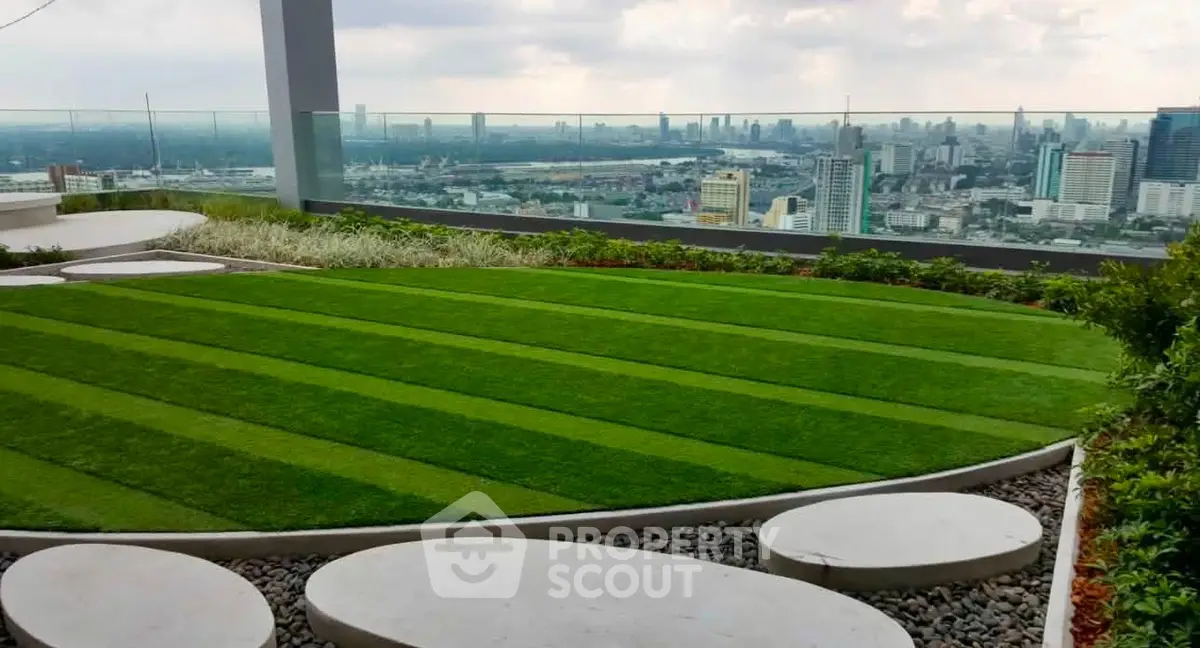 Stunning rooftop garden with panoramic city views, perfect for relaxation and entertainment.