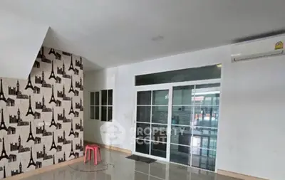 Screenshot 2569-03-17 at 21.58.03.jpg