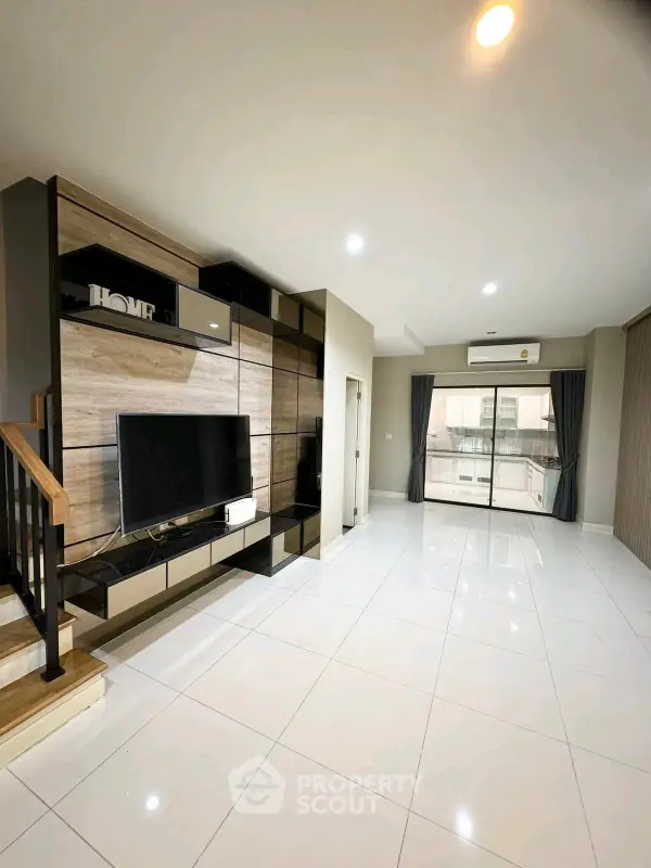 image_rental-30463599