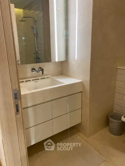 Fully Furnished 1 Bedroom Condo at Siamese Exclusive 42-2