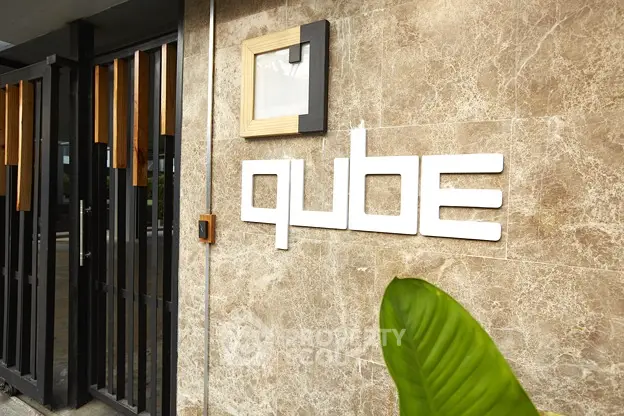 Fully Furnished 2 Bedrooms Apartment at Qube Suites Sukhumvit 46-1