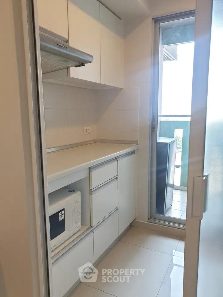  1 Bedroom Condo at Lumpini Place Rama 9 Ratchada Phase 1 2-1