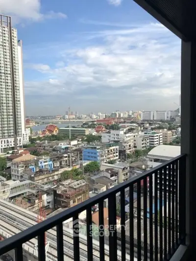  1 Bedroom Condo at Chewathai Residence Bang Pho-2