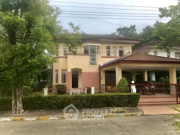 image_rental-7543846