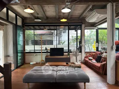 image_rental-31119774