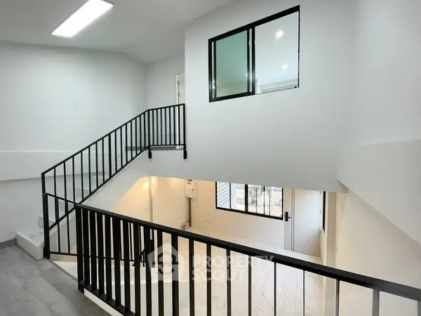 image_rental-28439177