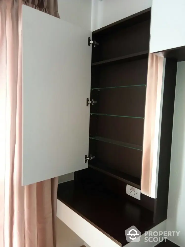  1 Bedroom Condo at Supalai City Resort สถานีแบริ่ง-1