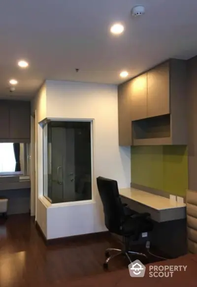  1 Bedroom Condo at Supalai Premier Asoke-4