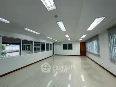 image_rental-28689755