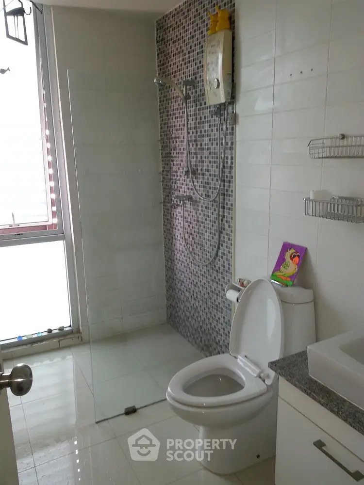  1 Bedroom Condo at The Iris-1