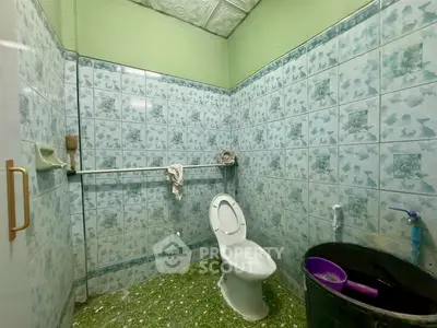 006a1c7bfbcb095d532256fb42321f9d-Photoroom.png