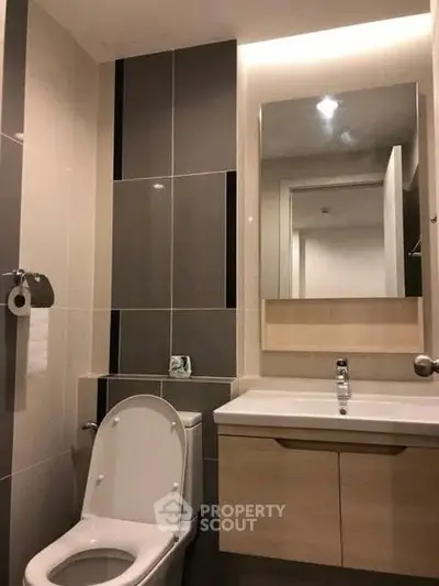 Modern bathroom with sleek design and contemporary fixtures