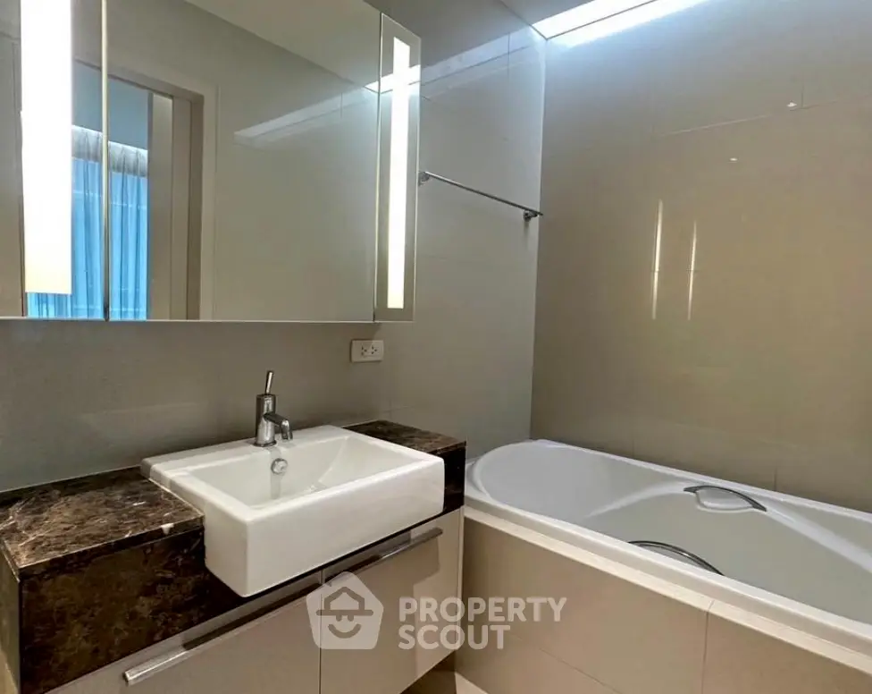 Screenshot 2569-03-14 at 20.06.53.jpg