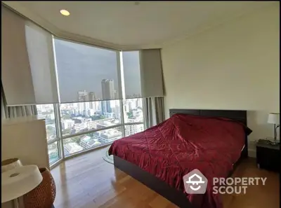  1 Bedroom Condo at Royce Private Residence Sukhumvit 31-6