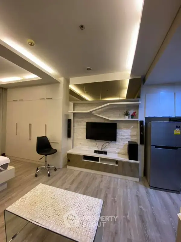 image_rental-4915975