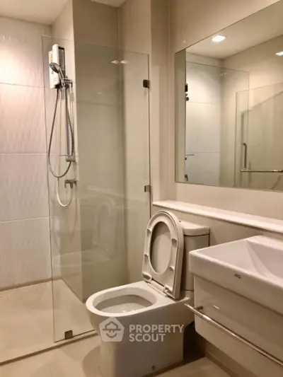  2 Bedrooms Condo at Life One Wireless ไลฟ์ วัน วิทยุ-5