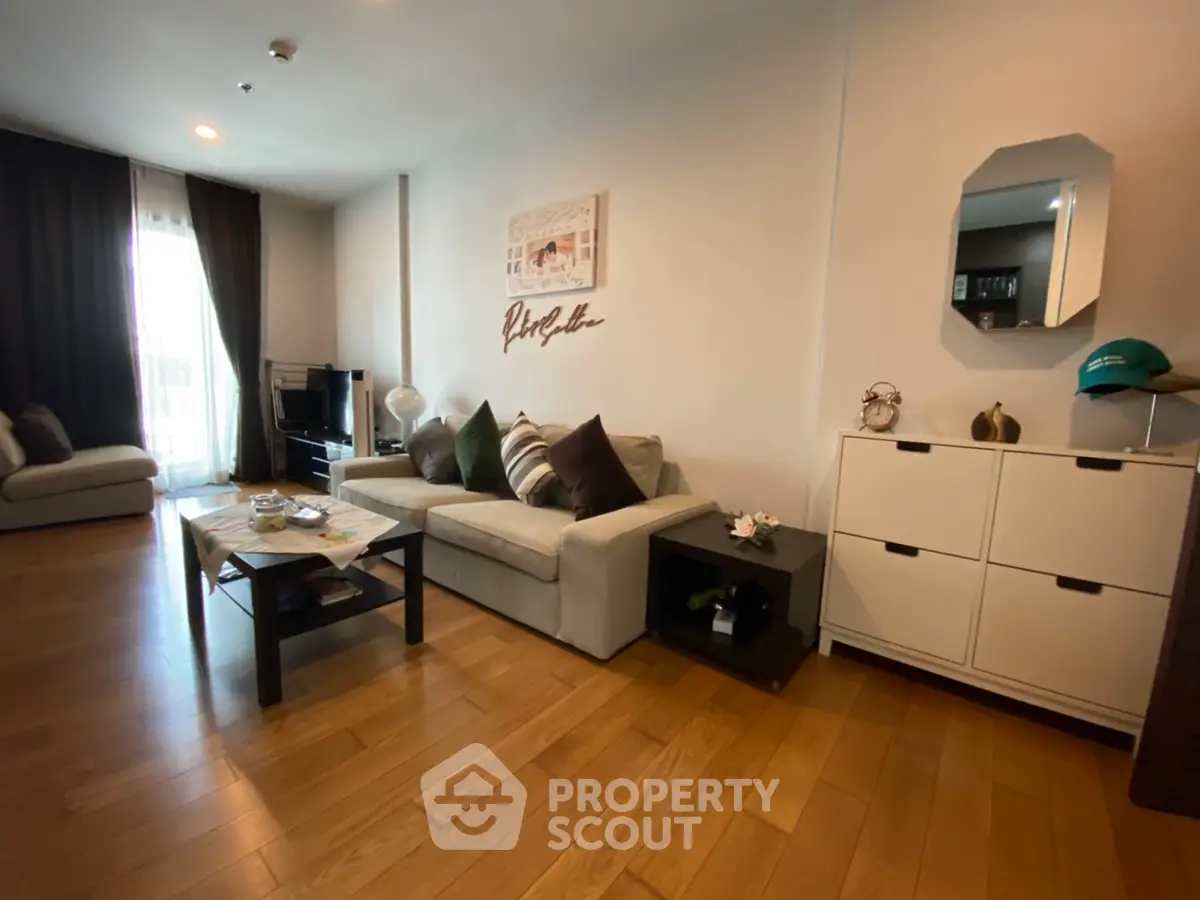 Fully Furnished 1 Bedroom Condo at The Vertical Aree เดอะ เวอร์ติคัล-1