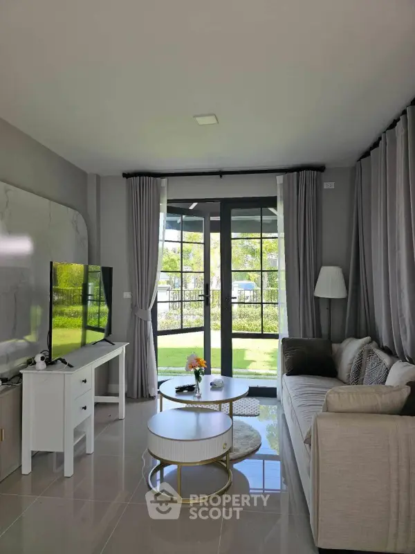 image_rental-29560844