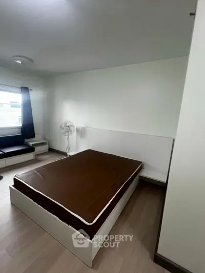 image_rental-27580149