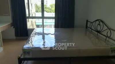 2 Bedrooms Condo at S Condo Sukhumvit 50-2