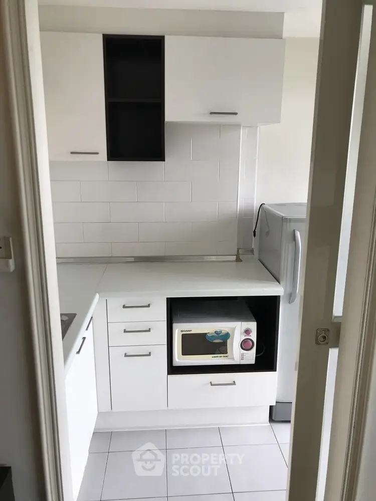  1 Bedroom Condo at Lumpini Place Phahol Saphankhwai-1