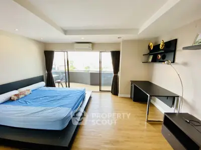 Fully Furnished 1 Bedroom Condo at Phasuk Place-3