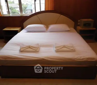  1 Bedroom Condo -3