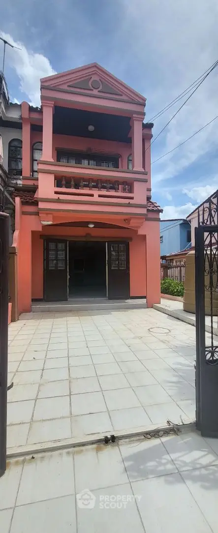 image_rental-12959957