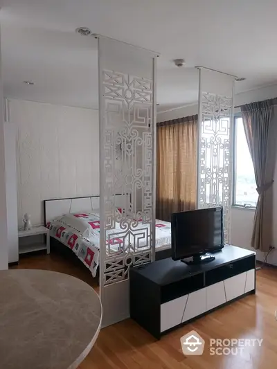 Fully Furnished 1 Bedroom Condo at Villa Sathorn-5